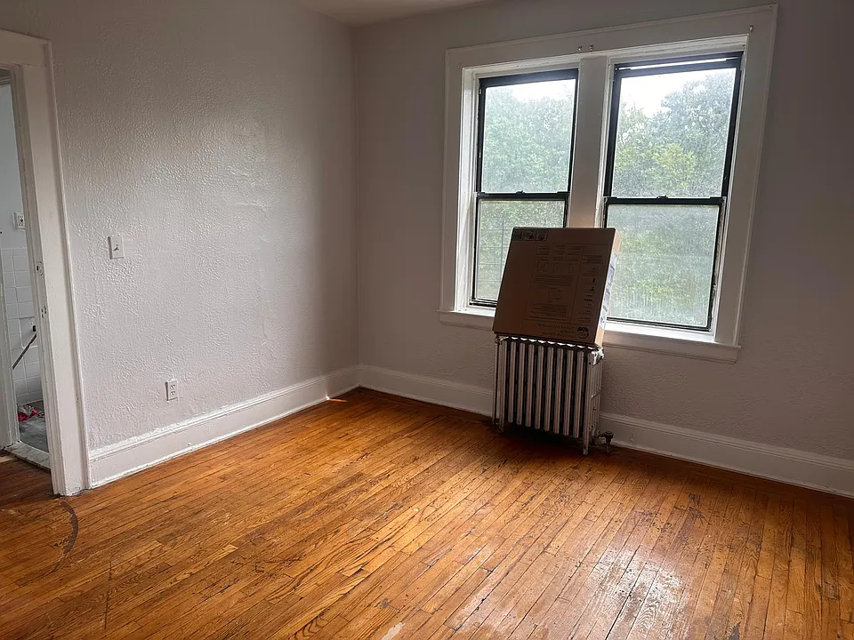 449 Elizabeth Ave #504