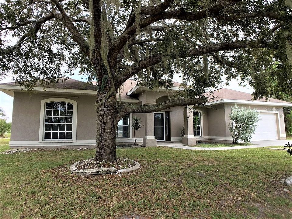 1st image of 86 Broadmoor Ln