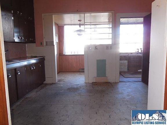 4th image of 1705 W 6th St