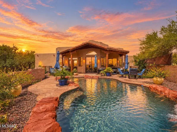 841 E Mount Wrightston Loop, Green Valley, AZ 85614