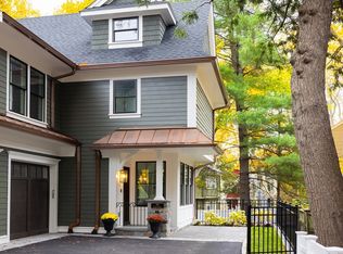 85 Naples Rd #2, Brookline, MA 02446