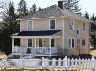 32 Riners Ln, Warm Springs, VA 24484