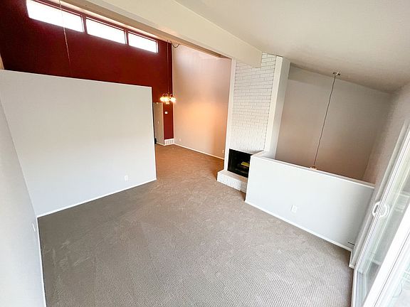 4th image of 1800 E Gundersen Ln #2