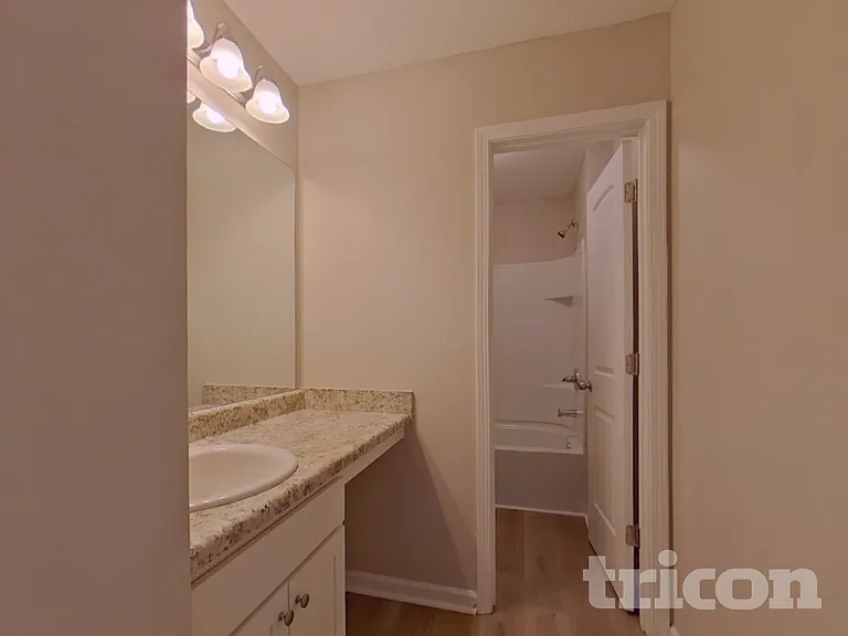 333 Daffodil Dr — Photo 13