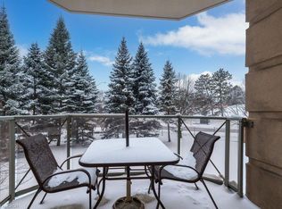 2085 Amherst Heights Dr #208, Burlington, ON L7P 5C2