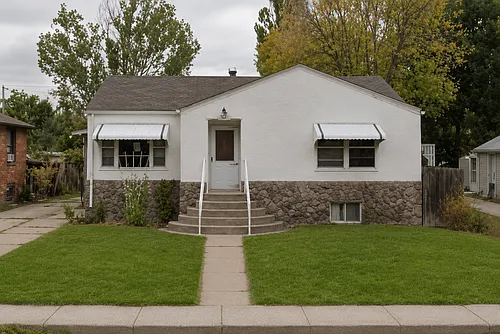 2414 Avenue F Photo 1