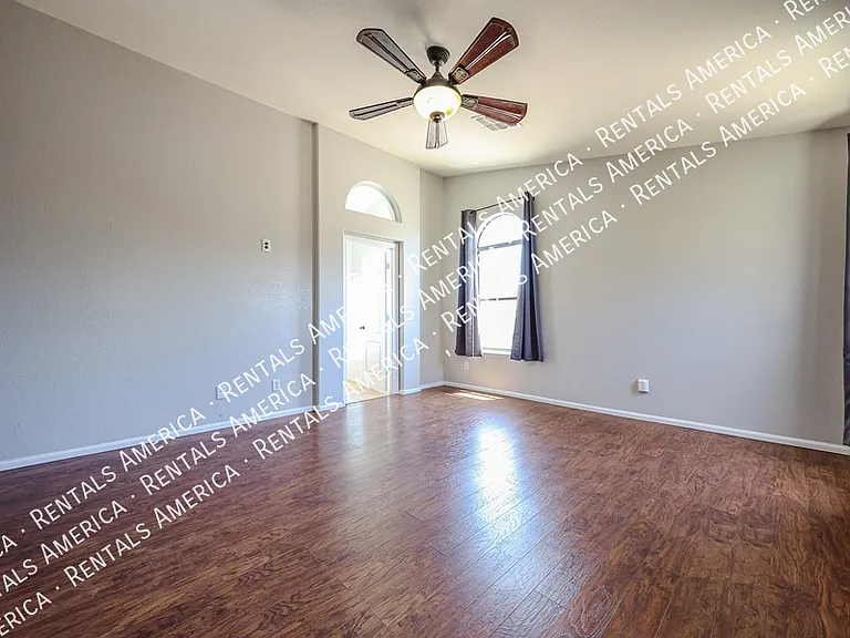 51 W Hereford Dr — Photo 21