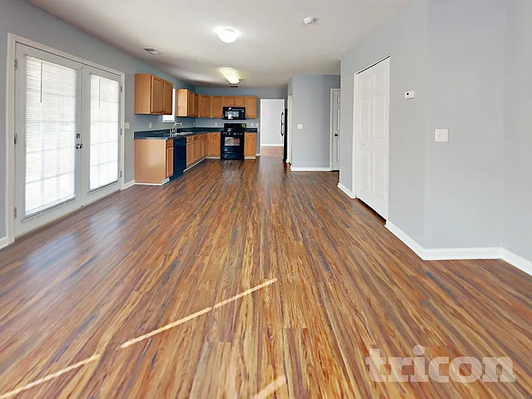 410 Fox Trot Dr — Photo 4