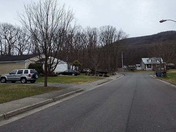 5th image of 3749 Melcher St SE