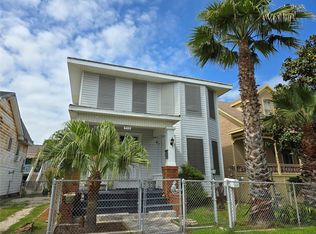 916 Ball, Galveston, TX 77550