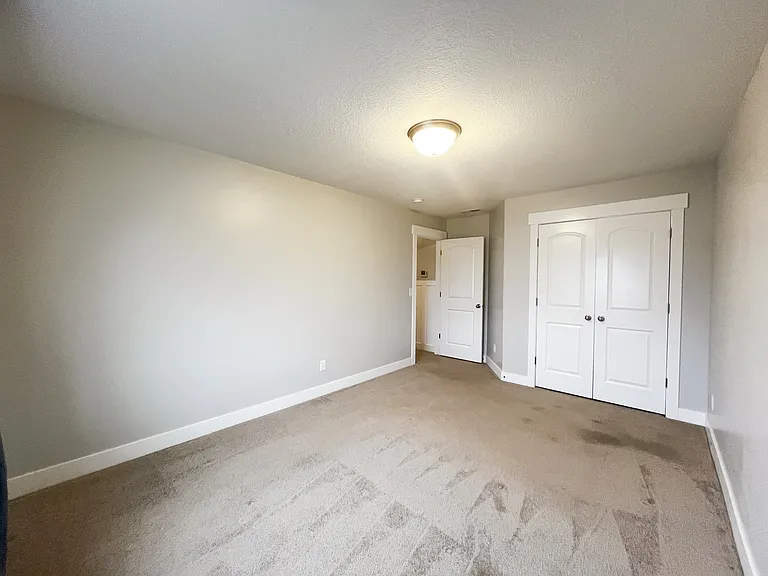 1638 W Quailhill Rd — Photo 21