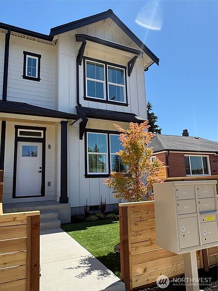 2nd image of 3557 S Monroe Street #B