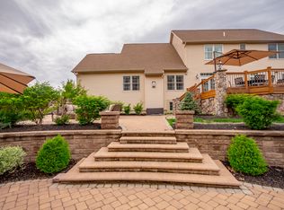 14 Devonshire Way, Halfmoon, NY 12065