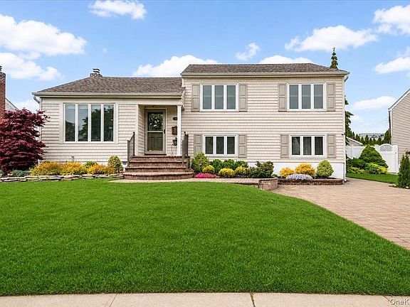 2nd image of 29 Acme Avenue