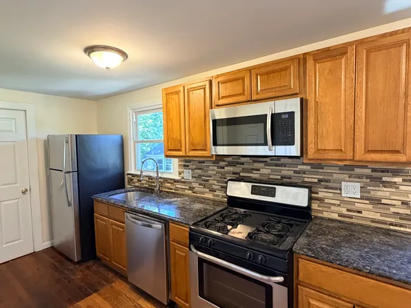 252 Goffe Ter, New Haven, CT