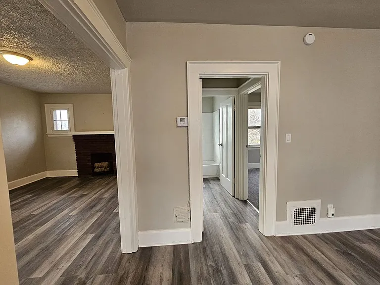 6306 Chandler — Photo 6