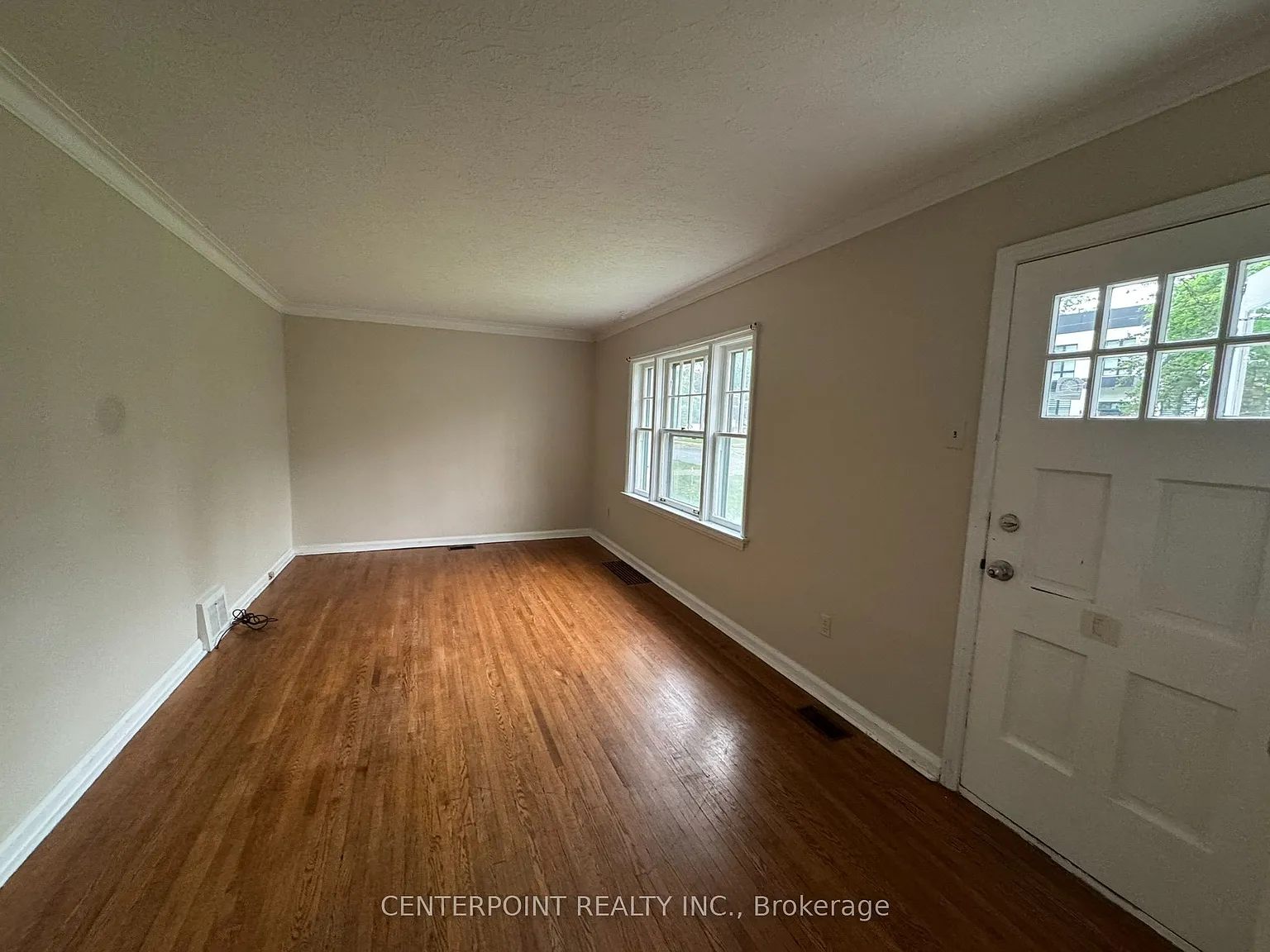 3 bed, $3,300 — Photo 4