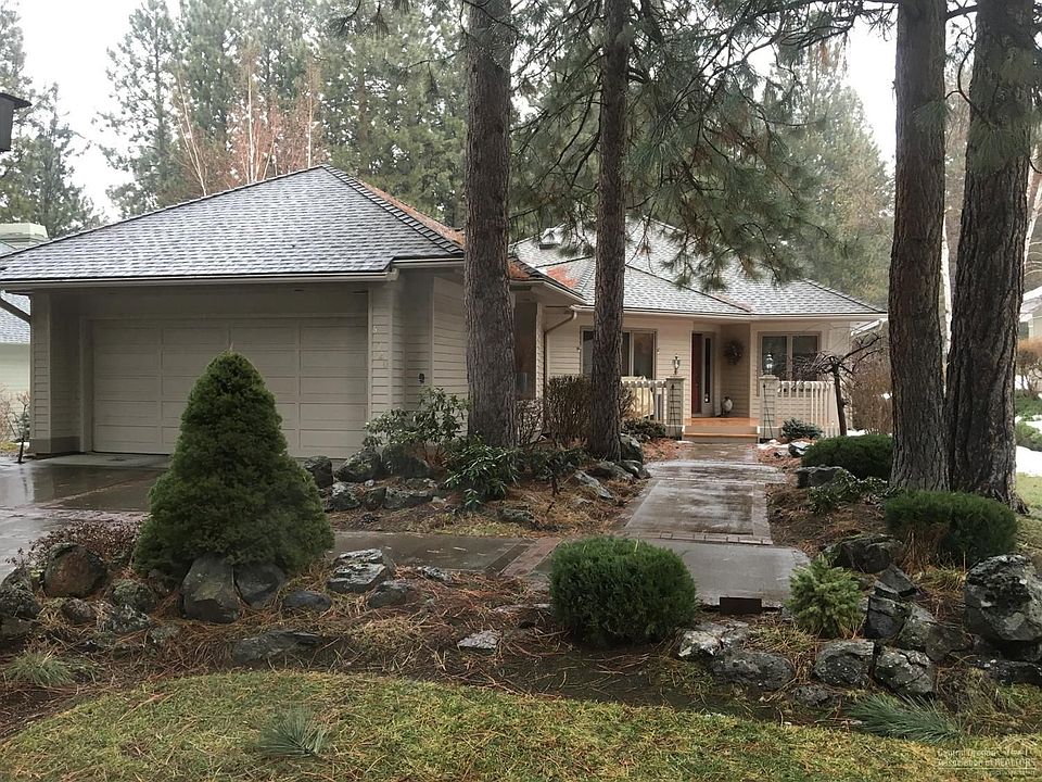 2nd image of 60720 Willow Creek Loop