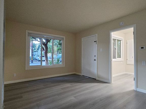 4th image of 26 S Morrison Ave #2