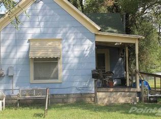 618 N Commercial St, Nevada, MO 64772