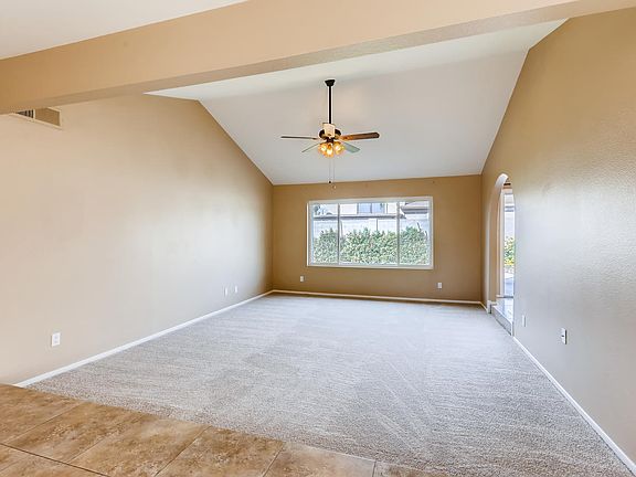 4th image of 2528 W Evans Dr