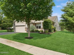 6 Day Star Rd, Manalapan, NJ 07726