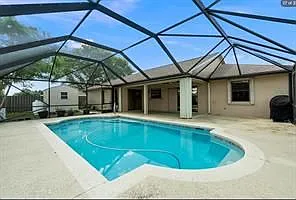 3 bed, 2.0 bath, 1650 sqft, $2,900 — Photo 4