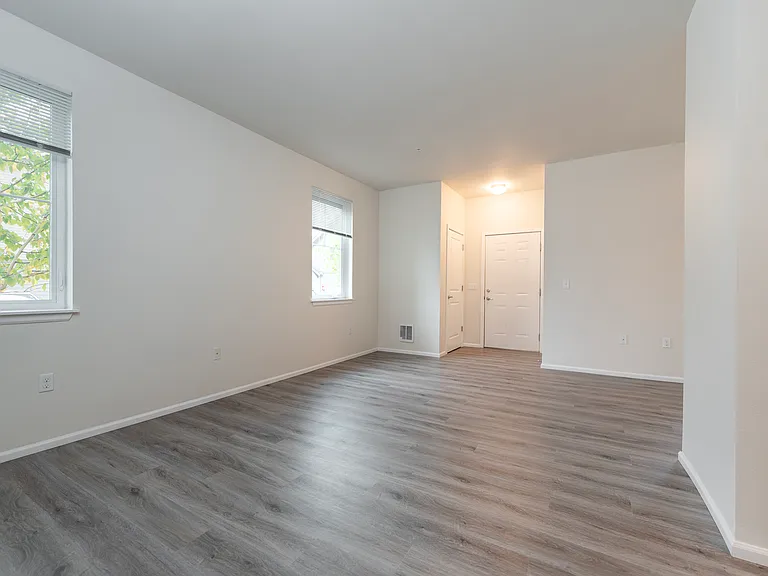 1x1 Standard 763 Sq Ft 1x1 Standard 763 Sq Ft