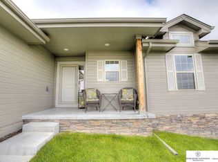 2526 N 166th St, Omaha, NE 68116