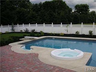 1st image of 3910 Southwood Dr