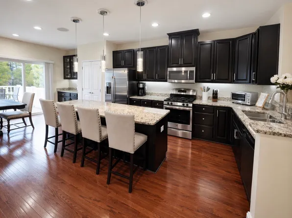 101 Kyle Dr, Tinton Falls, NJ 07712