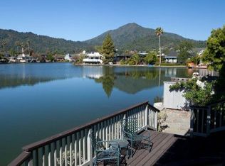 255 Riviera Cir, Larkspur, CA 94939