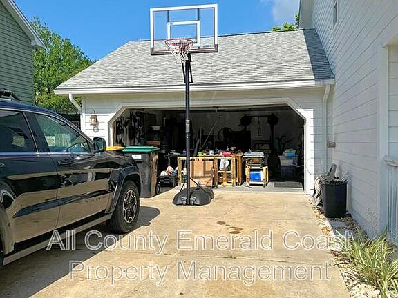 5th image of 213 Dolphin Estates Ct