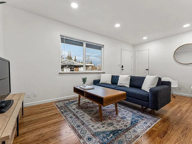 1228 Jay St — Photo 7