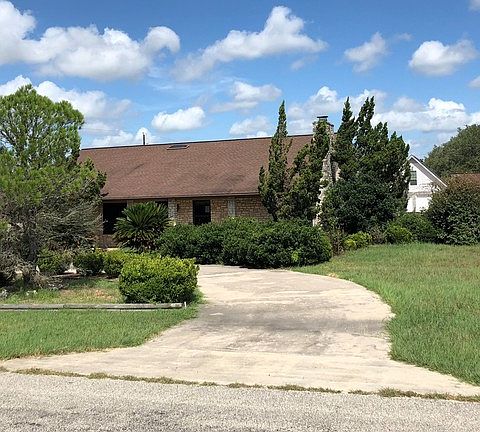2nd image of 126 Tierra Cir