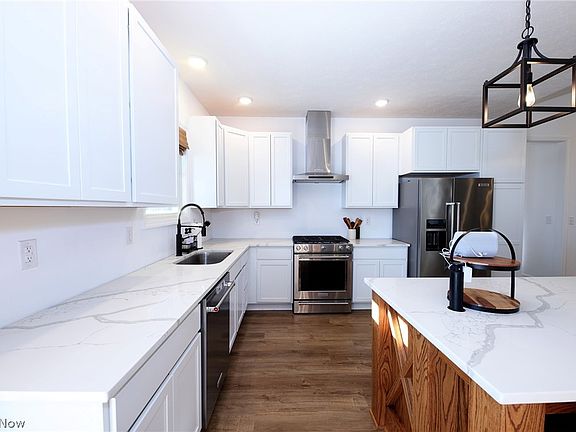 5th image of 258 Friendly Acres Rd