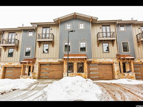 3rd image of 3812 Blackstone Dr #24