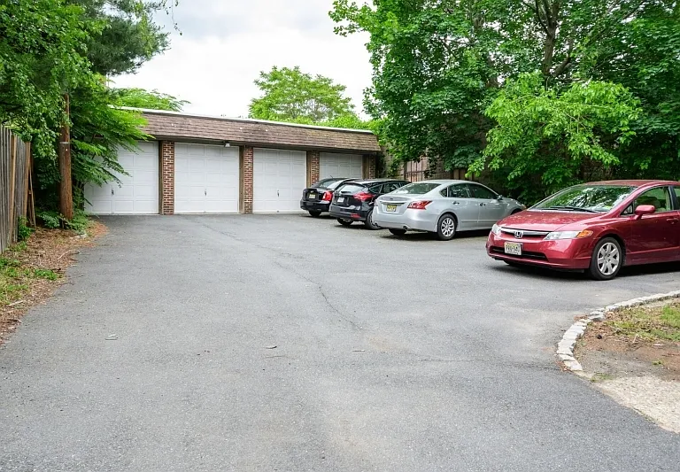 207 N Fullerton Ave #1 — Photo 11