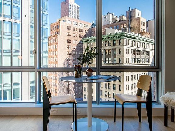 4th image of 160 Madison Ave APT 24F