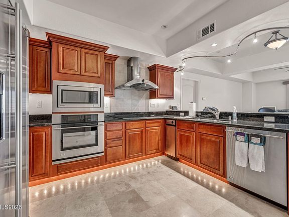 5th image of 200 W 2nd St APT 1103