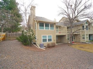 8201 S High Ct, Centennial, CO 80122