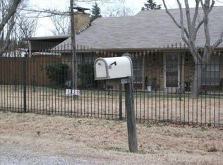 108 Southridge St, Red Oak, TX 75154