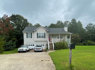 640 Fairview Dr, Dallas, GA 30157