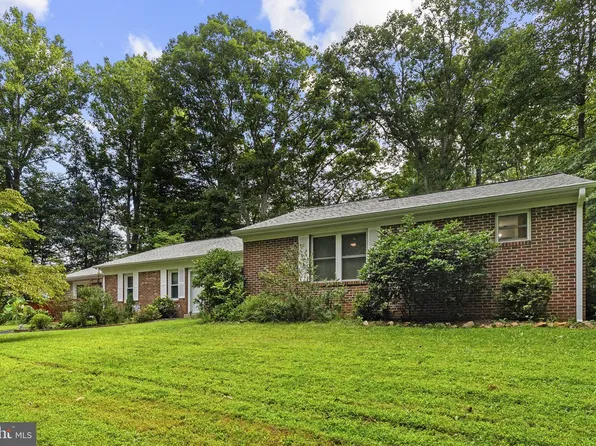 7401 Little Ct, Warrenton, VA 20187