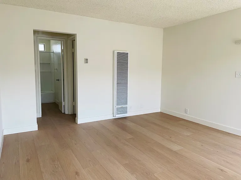 4777 W 132nd St #22 — Photo 16
