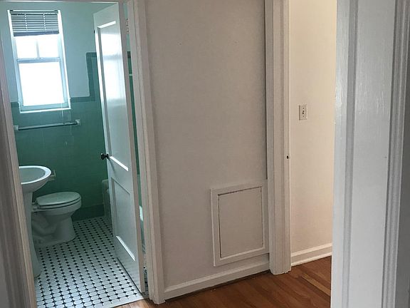 5th image of 55 Bering St APT 3B