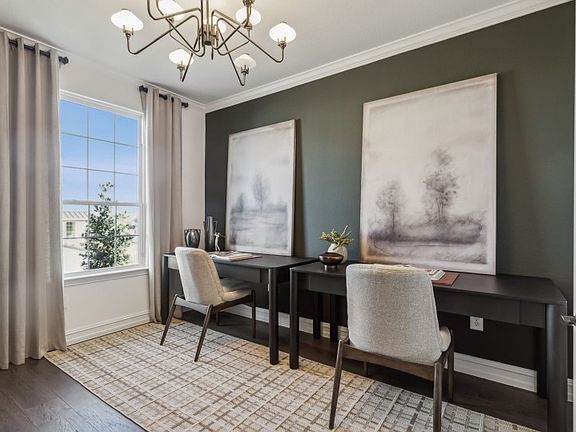 Flex space off entry into home