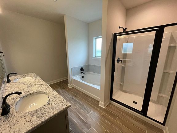 4th image of 173 Owl Dr