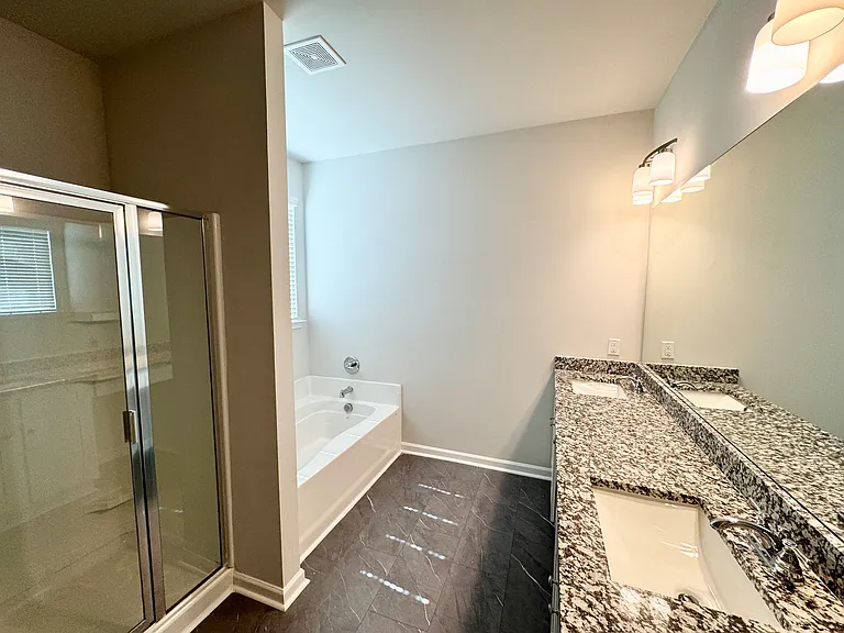 115 McGinnis Cir — Photo 12