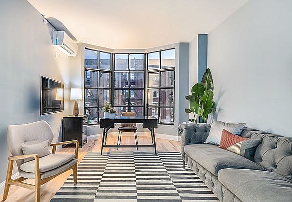 4th image of 564 Saint Johns Pl #204A